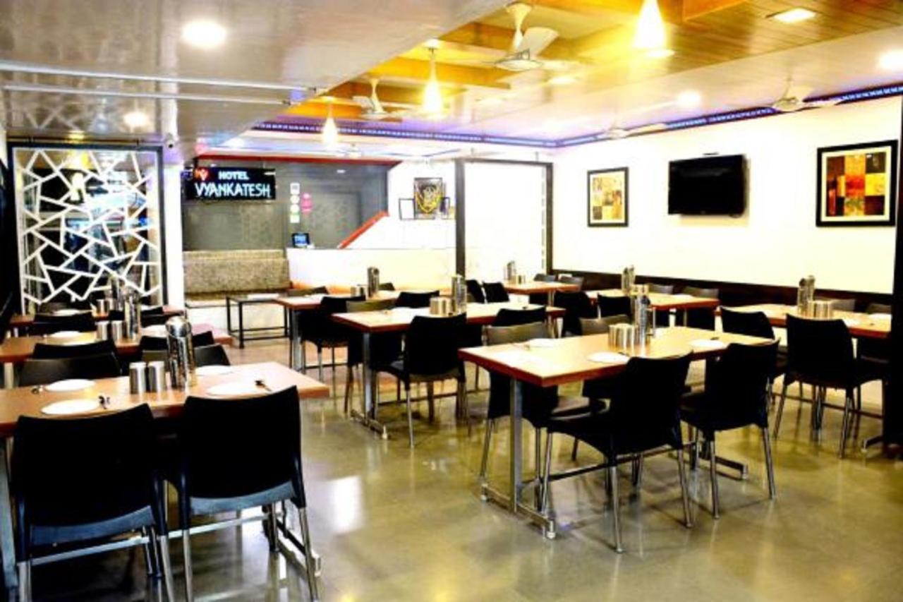 Hotel Vyankatesh & Pure Veg Restaurant Mahābaleshwar Esterno foto